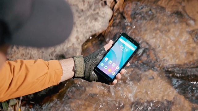 OUKITEL G5 Móvil Rugerizado con Doble Luz de Camping, Batería
