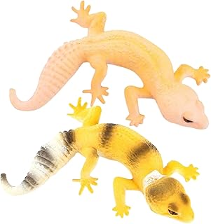 Toyvian 2pcs Simulation Gecko Miniature Animals Tablescape Decor Toys for Toddler Fake Reptile Rubber Lizard Statues Tricky Gecko Toys PVC Animal Figures Lizard Cognitive Model Toy Lizard Crawl