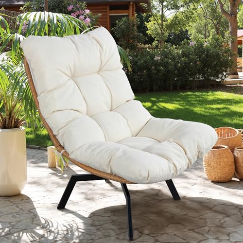 Vongrasig Swivel Wicker Chair