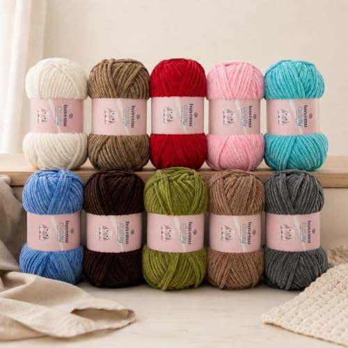 Image of Cuddly Velvet Chenille Yarn, Super Soft Bulky, Moss