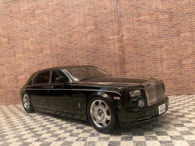 ロールスロイス ファントム EWB (黒) 1/18 Amazon | 1/18 希少 ロールスロイス ファントム EWB 黒色 メッキ