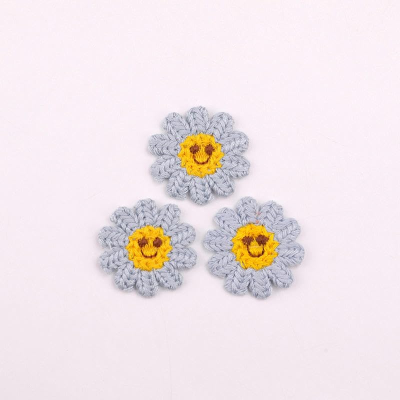 Naszywka haftowana 45MM 30 szt. naszywek kwiatowych z haftem Smile Face, aplikacje do prasowania, chińskie na odzież, małe naszywki przyszycia kurtkę jeansową(White)
