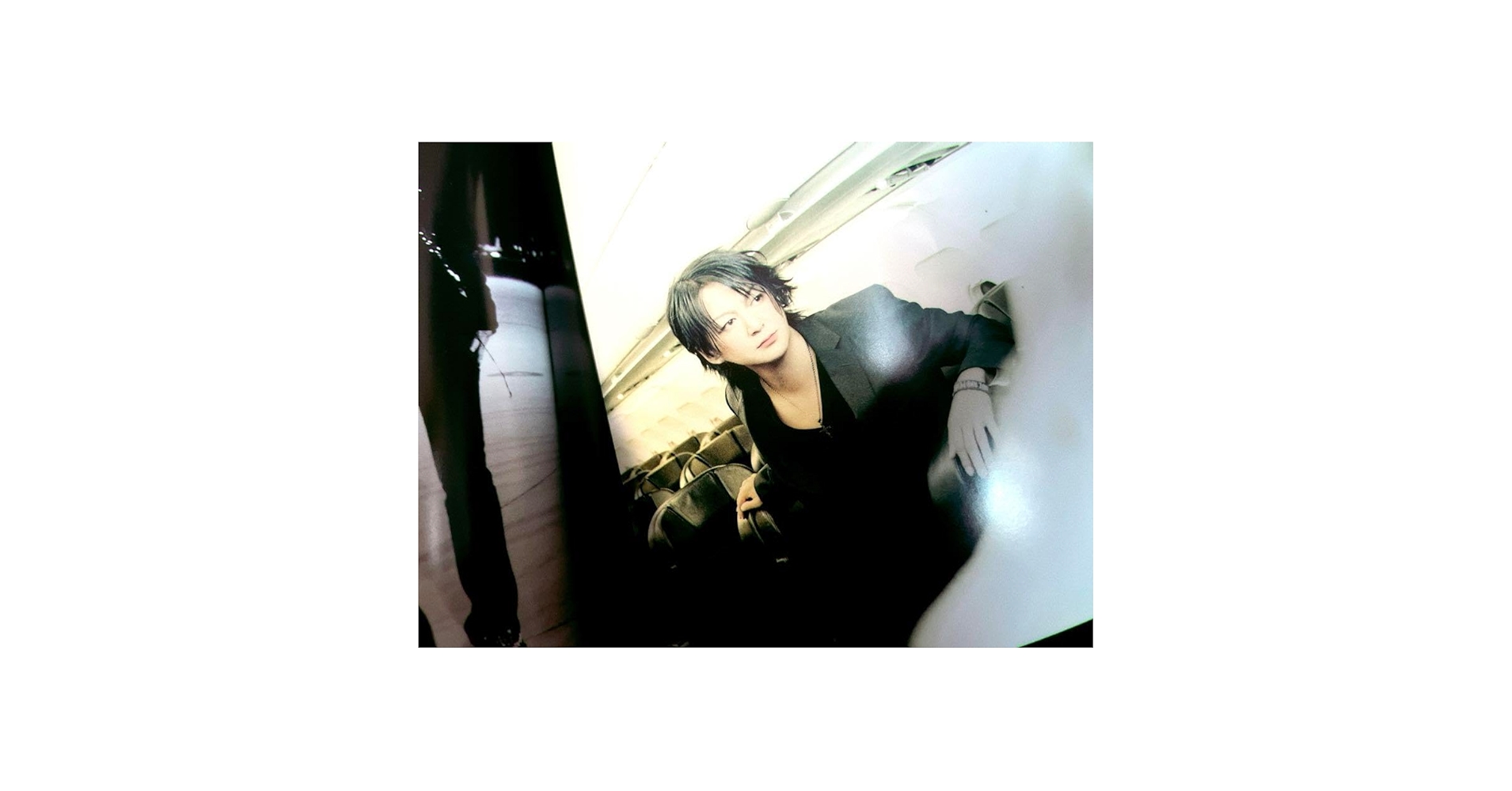 GLAY TERU 直筆サイン入りクリアファイル 最終値下げ！！GLAY TAKUROさんとTERUさんのサイン - メルカリ