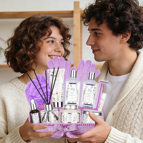 Image of 15Pcs Spa Bath Gifts Set Kit - Relaxing Lavender Spa Gift Baskets for Women
