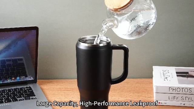 Amazon.com: EALGRO 40 oz Insulated Water Bottle Jug with Straw and