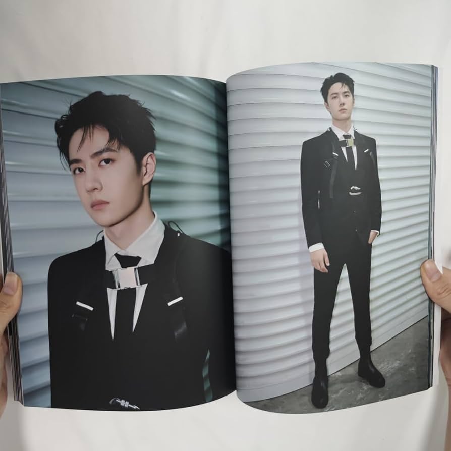 Amazon.co.jp: Opera Troupe 王一博 YIBO ワンイーボー 写真集
