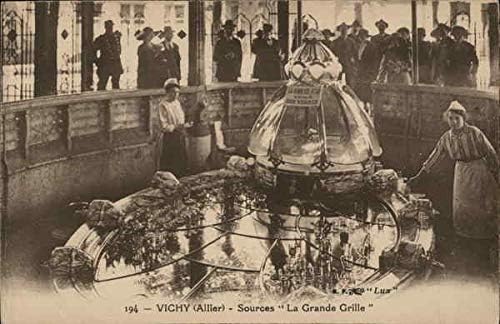 Source Grande Grille Vichy, France Original Antique Postcard