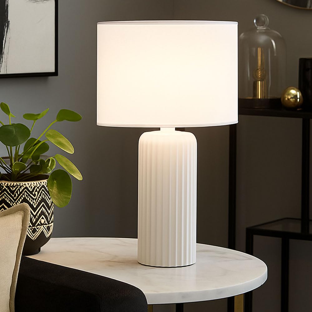 Reality Leuchten Blair R51811031 - Lampada da tavolo in ceramica bianca, paralume in tessuto bianco, 1 x E27