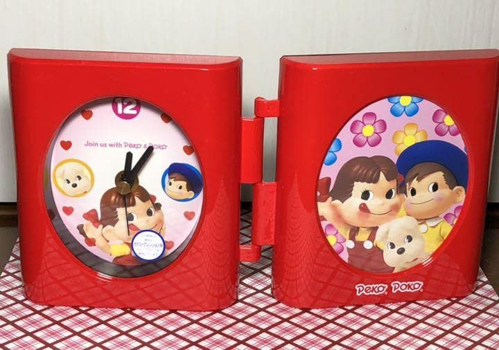 タイムセール中　不二家　新品　ペコちゃんレトロ置き時計 Yahoo!オークション -「ペコちゃん 時計」の落札相場・落札価格