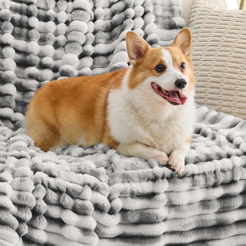 Image of BEDELITE Ribbed Fleece Throw Blanket for Couch, Black&White, 50 inchx60 inch | Ultra-Soft Plush Fleece, Warm Yet Lightweight, Ribbed Texture, Home Decor, Machine Washable, Giftable, All-Season Use