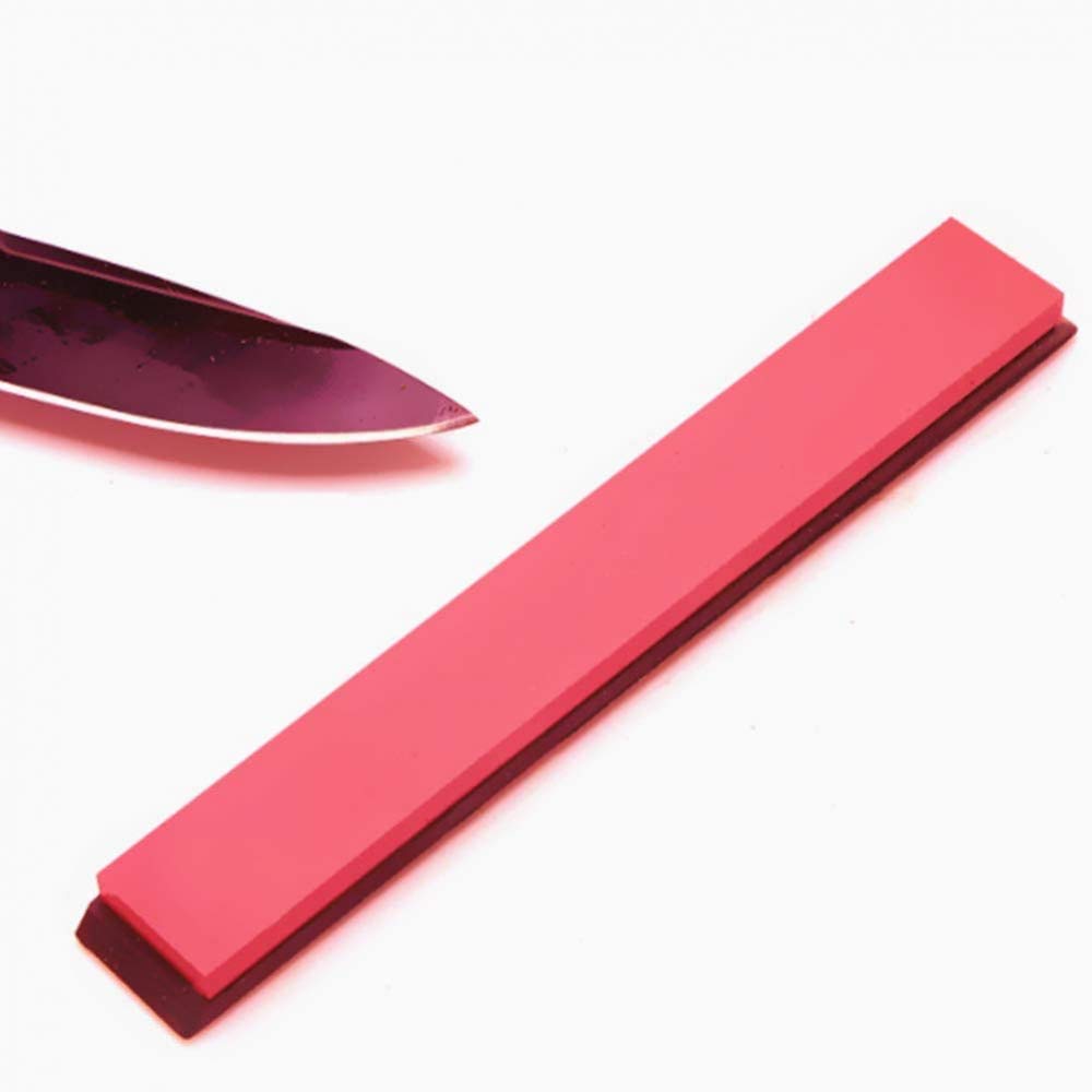Pietra per affilare i coltelli, pietra per affilare a olio 3000 ruby con base antiscivolo per coltelli da cucina, forbici, rasoi e altro - 150x20x5mm