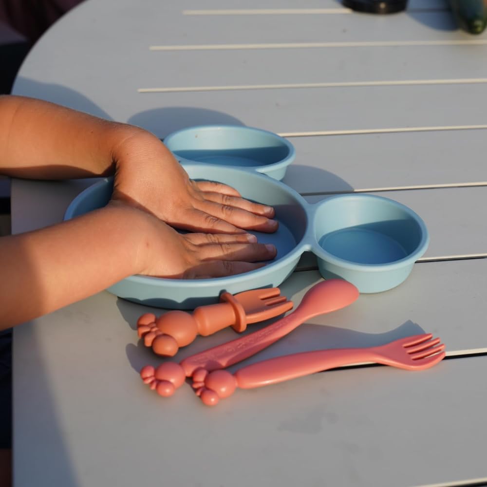 Piatto Bambino Riutilizzabile Topolino - Plastica Senza BPA, Adatto A Microonde - Design Ergnomico E Colorato - Ufficiale Disney Per Pranzi Divertenti