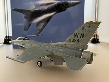 Amazon | ホビーマスター 1/72 F-16CM 太平洋空軍 ヴァイパー
