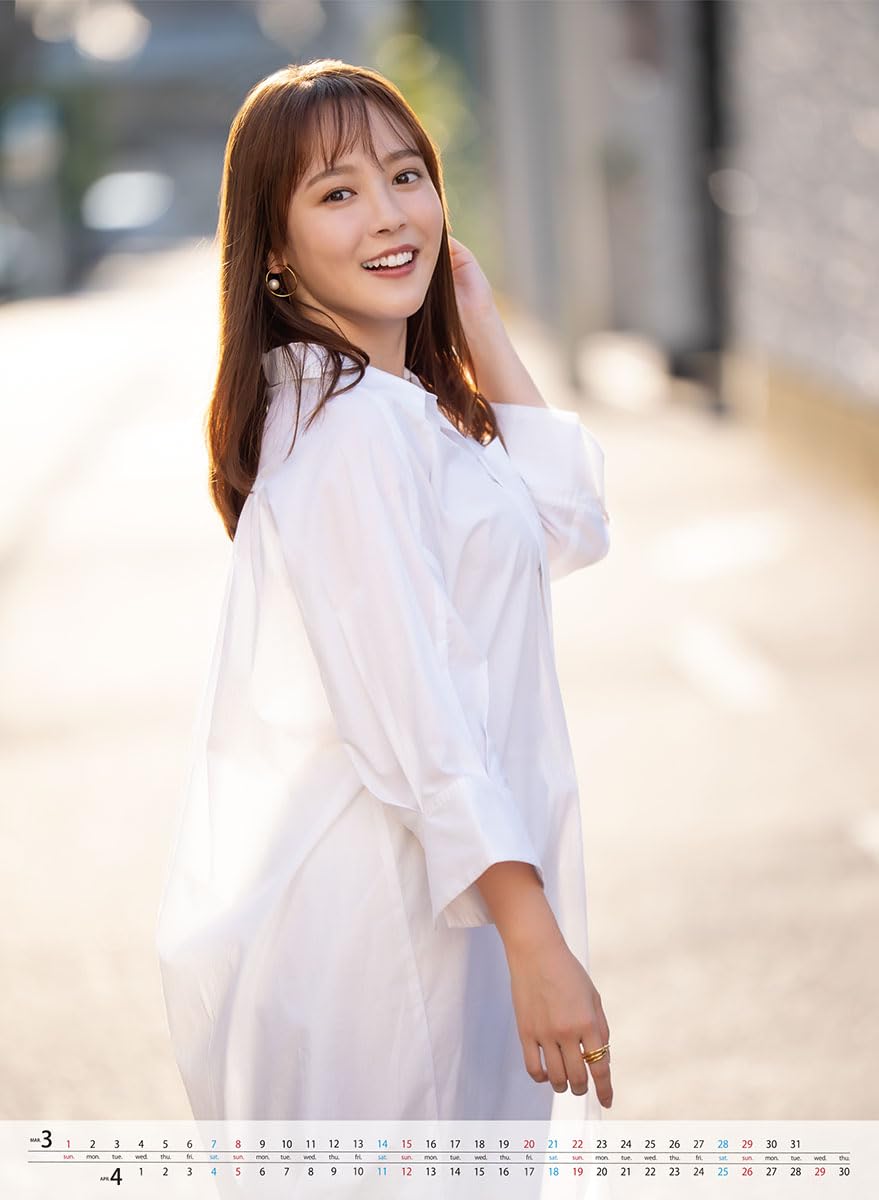 Amazon | トライエックス 森千晴 2026年カレンダー B2サイズ CL-191