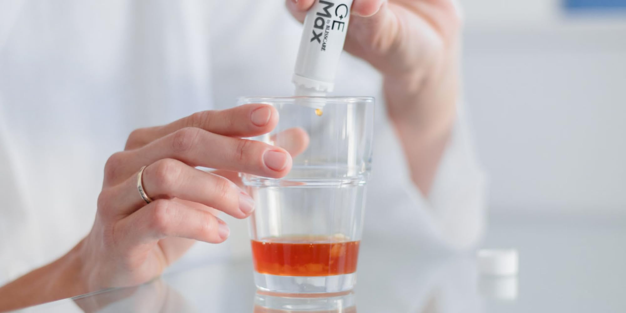 Colágeno Hidrolizado C+E Max con Peptan®, Elastina Prolastin®, Ácido Hialurónico y Vitaminas C+D+E | Colágeno Bebible para Piel Firme, Hidratada y Luminosa | 10 Viales