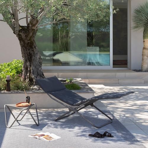 Table basse Lafuma Vogue gris titane 57x57 cm en aluminium ajouré