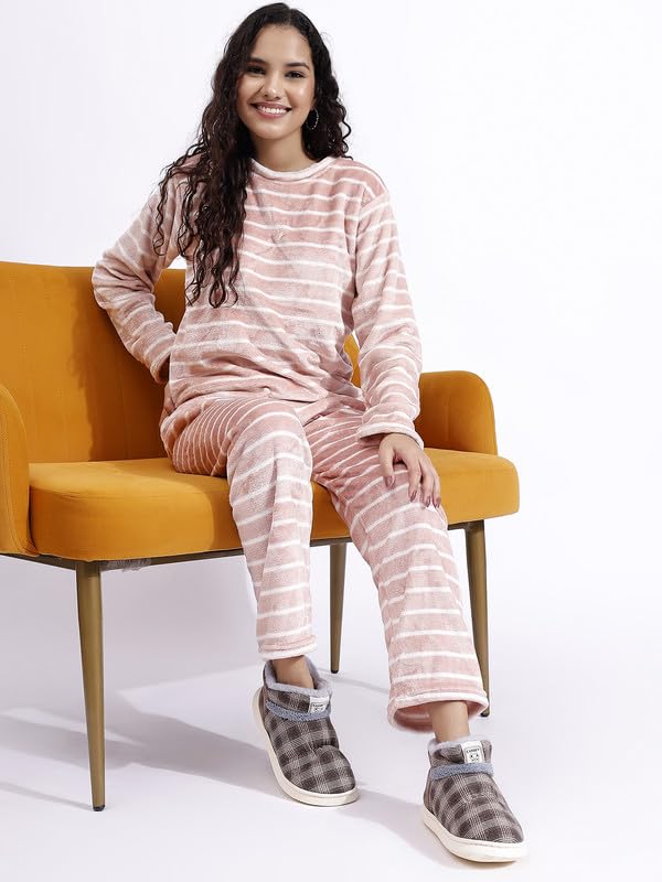 CASSIEY Latest Comfortable Fur Warm Indoor/Outdoor Winter Snow Shoes/Boot | Slip on Fur Shoes/Slipper For Women's And Girl's 6 51g8B5yQguL