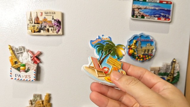 Imán decorativo 3D de resina pintada a mano Punta Cana miniatura 7
