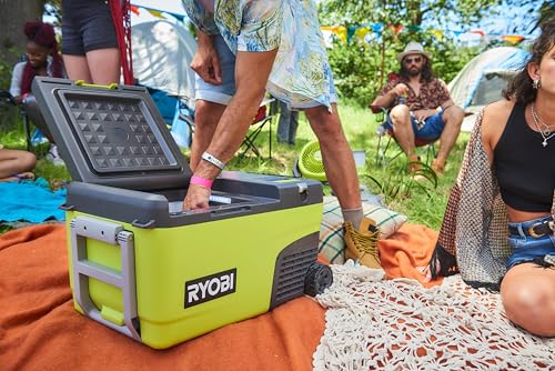 Foto von RYOBI 18 V ONE+ Akku-Hybrid-Kühlbox mit Gefrierfunktion RY18CB23A-0, Fassungsvermögen 23 L, inkl. 12 V KFZ-Adapter, 230 V Netzteil, ohne Akku und Ladegerät