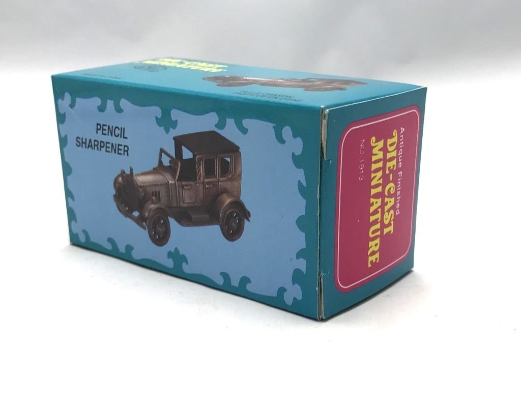 Amazon Com Metal Die Cast Rolls Royce Sharpener Antique Finished Car Miniature Pencil Sharpener Collectible Replica Antique Car Figurine Office Products