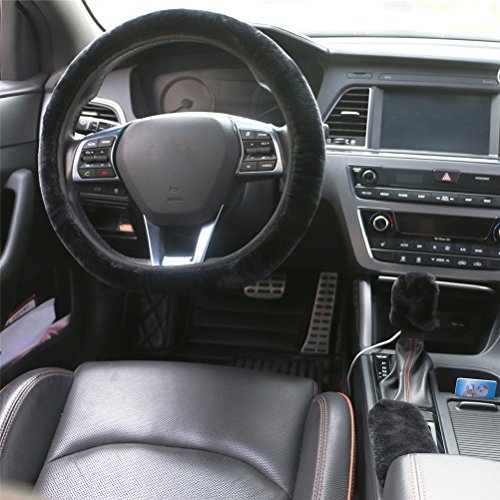 KAIHONG Ensemble de housses de volant en peluche pour voiture Taille M 36 à 40 cm avec housse de frein à main et housse de levier de vitesses Noir