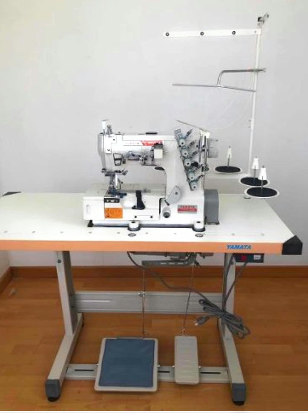 Yamata FY31016 Coverstitch Flatbed Interlock Knitted Underwear, Table, Servo Motor, DIY.