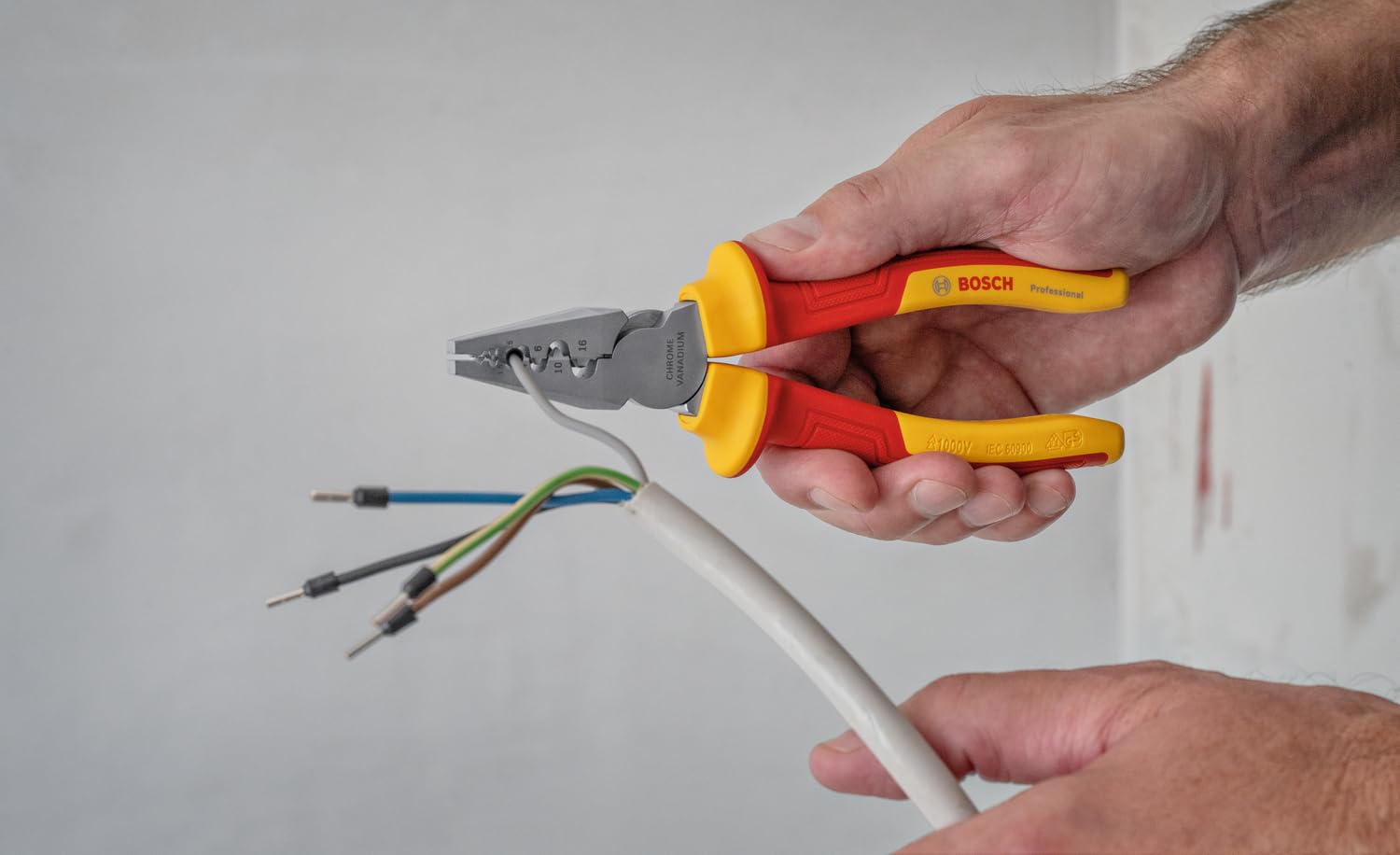 Bosch Professional Alicates de Crimpado Aislados VDE 180 mm 0,25-16 mm² 1000 V