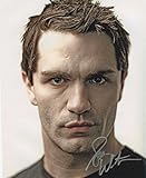Sam Witwer 8 x 10 AUTOGRAPH Photo vampire Aidan Waite Being Human SILVER Pose 2