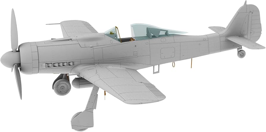 Amazon | IBG 1/72 ドイツ空軍 フォッケウルフ Fw190D-9 戦闘機