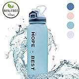 Disponible en Tres tamaños: 500ml, 600ml and 700ml. Capacidad suficiente para asegurar que el agua de hidratación sus necesidades diarias. Conveniente para las bebidas calientes y frías. No "plástico" sabor en absoluto. El tamaño estándar cabe la mayoría de los portavasos y las jaulas para bicicletas, Más fácil de llevar donde quieras.