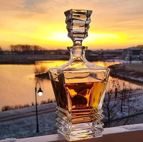 TRIBHUVANBHAI & Son's European Crystal Clear Glass Decanter Set, Perfect for Whiskey, Scotch, Wine, Vodka, Tequila, Rum Rocks Glasses with Decanter and Decanter Gift Home Bar Gift, Pack of 1