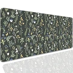 Green plants and white flowers