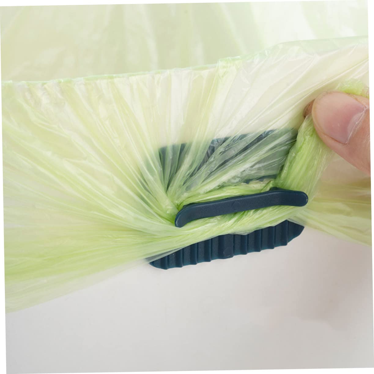 RORPOIR Keep Trash Bag from 16pcs Garbage Bag Clips Fixing Clips for Trash Can Sturdy Easy to Apply Home Office