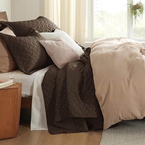 Image of Bedsure Quilts Queen Size - Lightweight Bedspreads Queen Size with Basket Weave Pattern, Soft Quilt Bedding Set, Brown Comforter Set Coverlet for All Seasons with 2 Pillow Shams (90 inch x 96 inch)