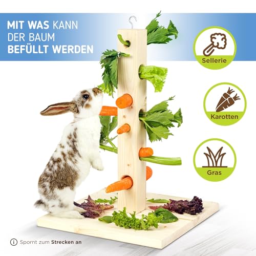 Nagergaleria® Futterbaum Kaninchen Meerschweinchen mit Bodenplatte aus Holz und Erdspieß fürs Freigehege Hasen | Heuraufe Kaninchen