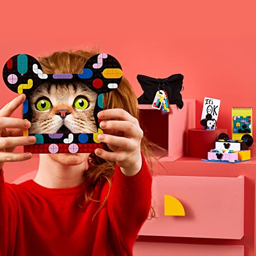 DOTS Disney Il KIT Back to School di Topolino e Minnie, Set Giocattoli 6 in 1, Cassettiera Portagioie, Portafoto, Bacheca e Patch Adesiva, Idee Regalo 41964 - Lego - Immagine 6