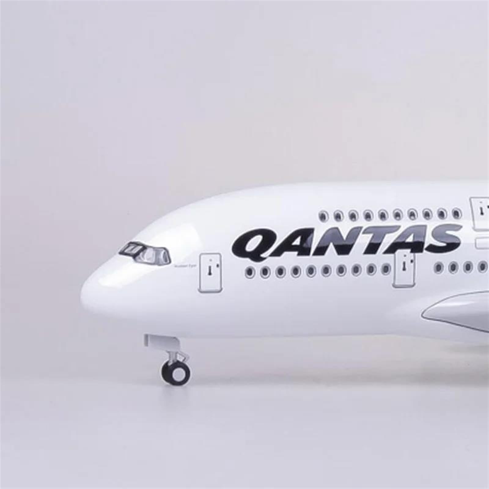 カンタス航空 A380 航空機 1⁄200 ダイキャストモデル LED付