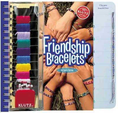 Friendship Bracelets [With Embroidery Floss & Cool Klutz Clip and Beads] [ FRIENDSHIP BRACELETS [WITH EMBROIDERY FLOSS & COOL KLUTZ CLIP AND BEADS] ] by Torres, Laura ( Author ) Oct-01-2009 Hardcover