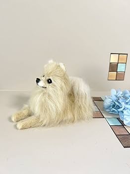 Amazon | 羊毛フェルト ケース付き ふせをするポメラニアン