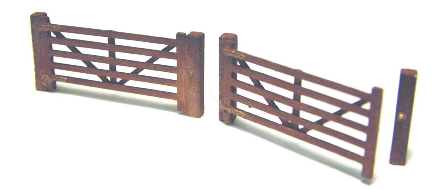 Langley Models 2 Farm Gate 5 bar gate + Posts OO Scale UNPAINTED Model Kit F105b