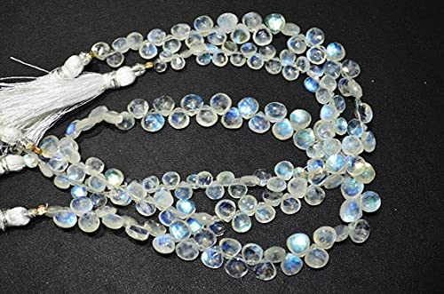 Pierre de lune arc-en-ciel cœur 6mm : perles percées sans défaut de taille