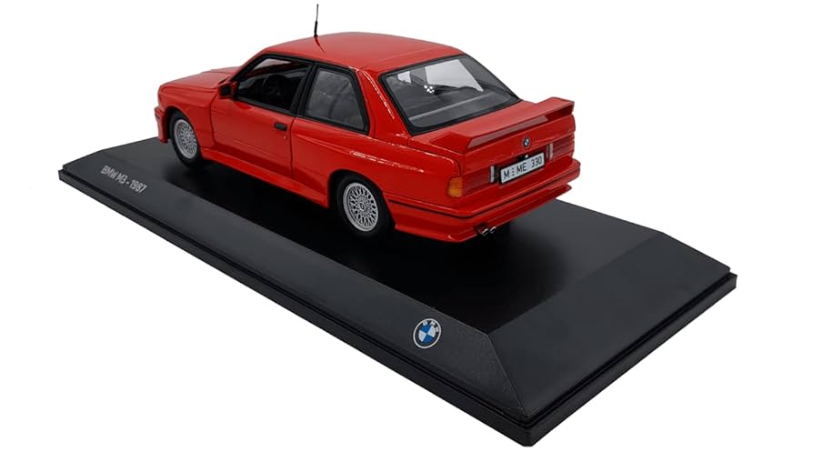 ミニカー BMW E30 M3 1/18 BMW E30 M3 Brilliantrot Die-cast Car - 1:18 | Lifestyle