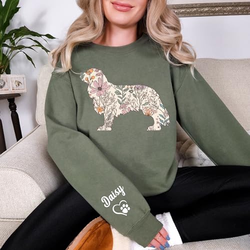 LOVELYPOD Personalized Dog Mom Wildflower Sweatshirt, Dog Breed Sweatshirt for Women, Dogs Lovers2