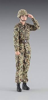 1/6 陸上自衛隊 婦人自衛官 フィギュア 完全限定生産 1/6 フィギュア 陸上自衛隊 婦人自衛官 - メルカリ
