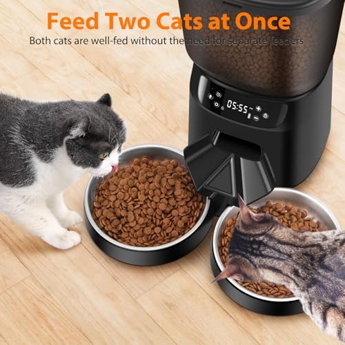 Automatic Cat Feeder and Water Dispenser Set — texture and fabric close-up