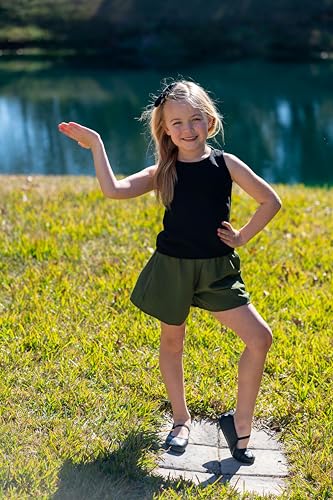 Image of Arshiner Girls Summer 2 Piece Outfit Sleeveless Top and Paperbag Waist Shorts with Pockets Kids Shorts Set Ages 5-13
