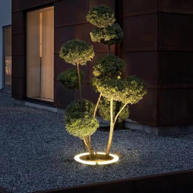 Solar Light Up Palm Tree Outdoor,Warm Light Super Bright 32 LED 5 V 12000mAh Landscape Spotlights for Big Tree&Palm Tree Lighting Christmas FloodLights Home Garden Christmas Party Outdoor