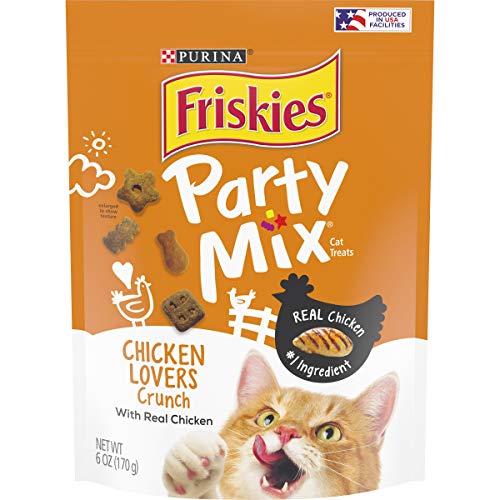 Purina Friskies Made in USA Cat Treats; Party Mix Chicken Lovers Crunch - (6) 6 oz. Bags