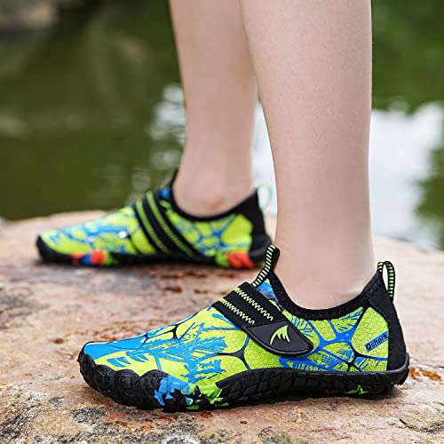 Image of Quickshark Kids Water Shoes Boys Girls Barefoot Aqua Socks Outdoor Indoor Quick Dry Sandals Lightweight Slip On Walking Sneakers for Beach Pool Swim (Little Kid /Big Kid)