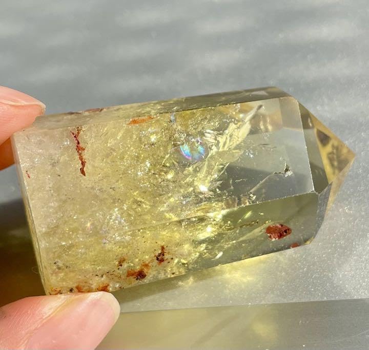 【一点物】虹入り✨シトリン 六角柱 ポイント ✩.*˚ Amazon.co.jp: シトリン 六角柱 ポイント レインボー 虹入 黄